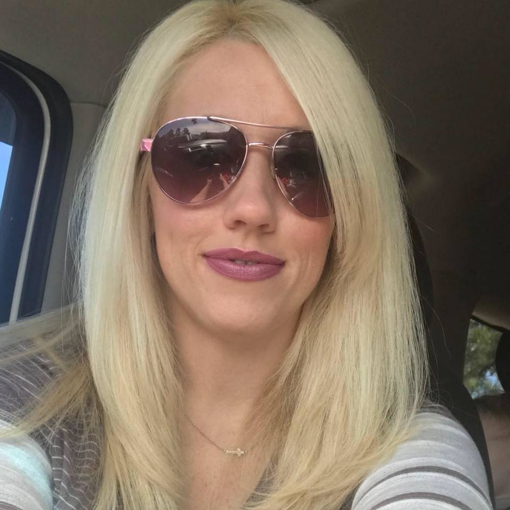 Meet your Posher, Monica